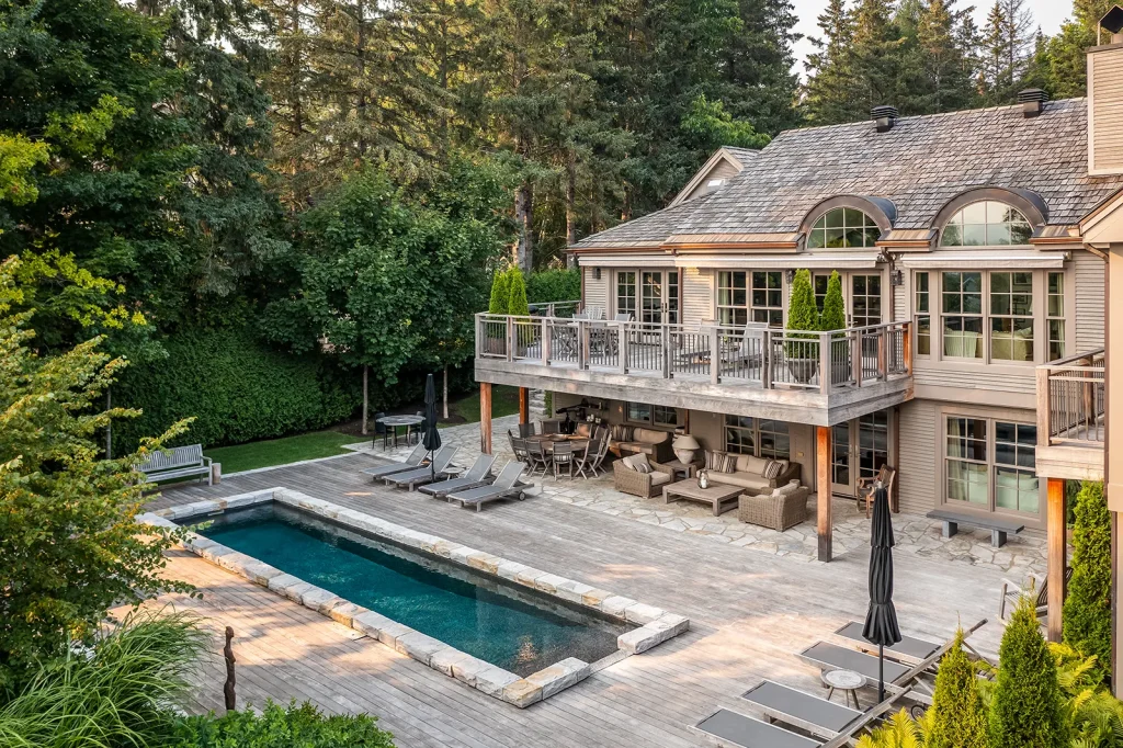 Laurentides 261 Alpin st-sauveur million dollar property landscaping swimming pool stone terrace cozy